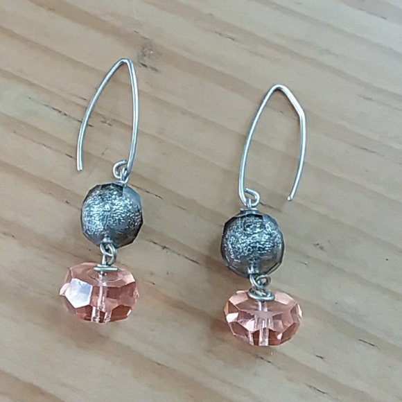 Gorgeous Handmade Earrings - Picture 2 of 6